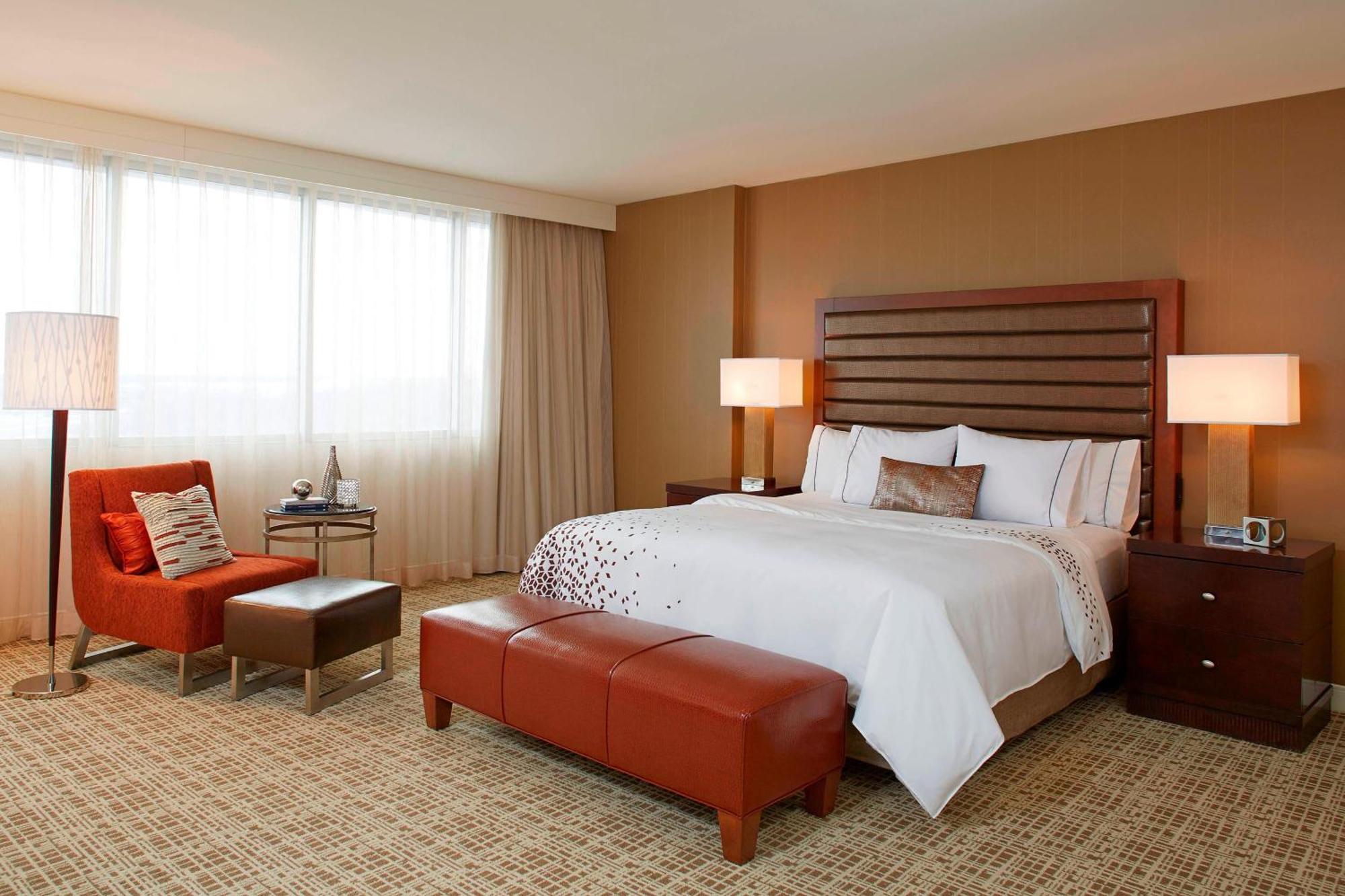Renaissance St. Louis Airport Hotel Berkeley Екстериор снимка
