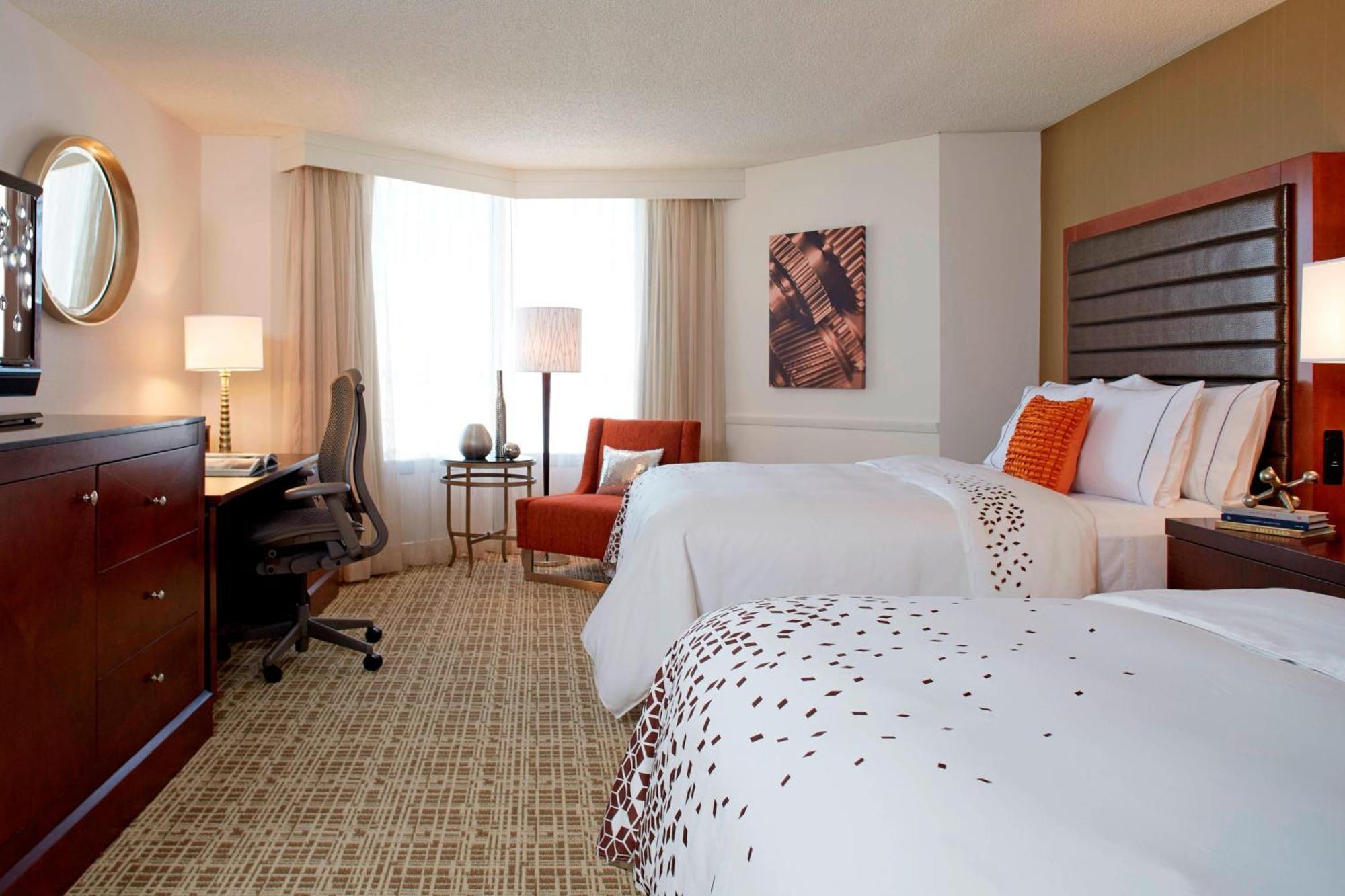 Renaissance St. Louis Airport Hotel Berkeley Екстериор снимка