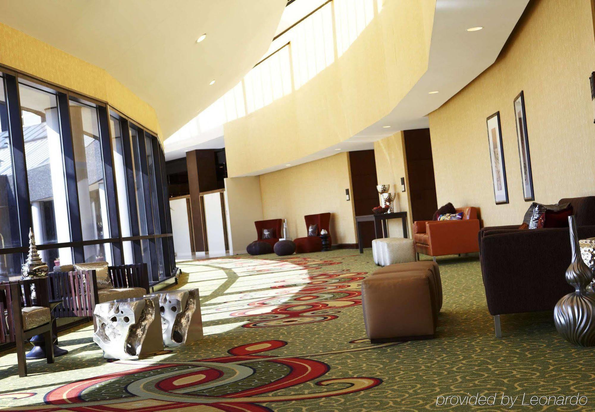 Renaissance St. Louis Airport Hotel Berkeley Интериор снимка