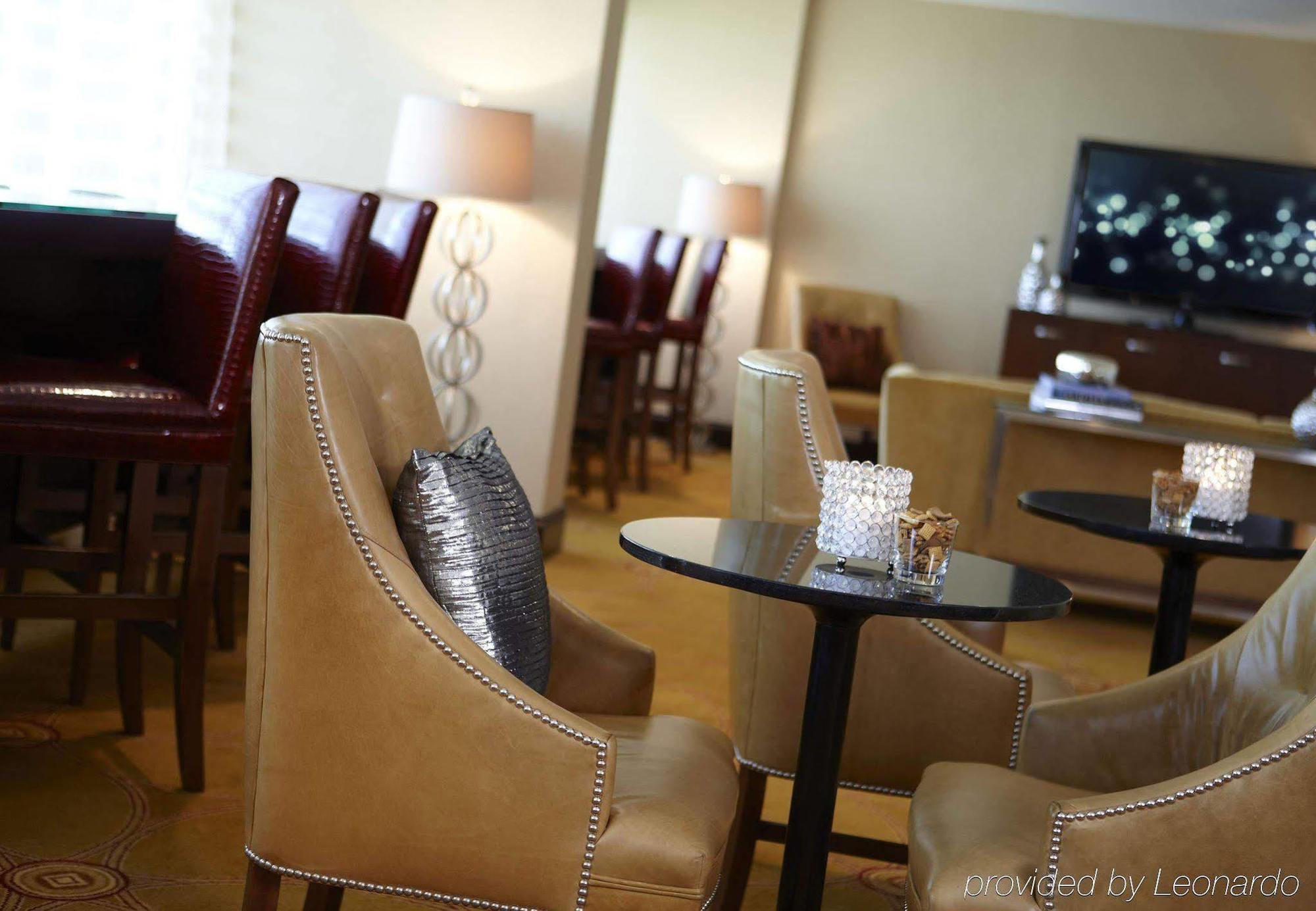 Renaissance St. Louis Airport Hotel Berkeley Екстериор снимка